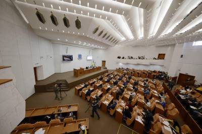В Днепре за 5 минут уволили 655 чиновников: Известна причина - news.bigmir.net - Херсон - Днепр