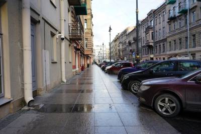 Петербуржец отсудили у магазина 350 тысяч за падение на лестнице - neva.today - Петербурга