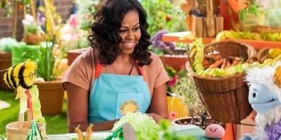 Мишель Обама - Вафля и Моти. Мишель Обама запустила кулинарное кукольное шоу для детей - nv.ua - США