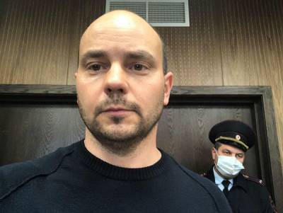 Андрей Пивоваров - Пивоваров заявил в МВД на телеграм-канал «Кремлевская прачка» после слива его фото из ОВД - znak.com