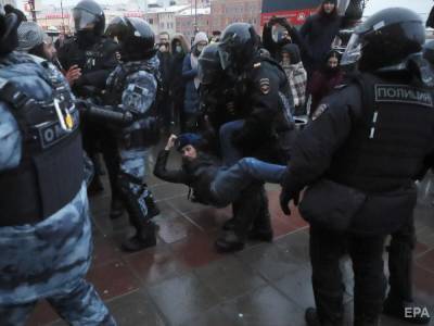 Госдума РФ увеличила в четыре раза штрафы за неповиновение силовикам на митингах - gordonua.com - Россия