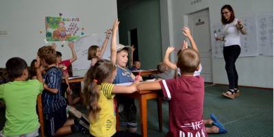 Учи для будущего. Почему молодые учителя переезжают в села Украины, чтобы бороться с неравенством - nv.ua