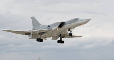 Россия отправила в пятичасовой полет над Черным морем два бомбардировщика - dsnews.ua - Черное Море