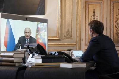 Владимир Путин - Алексей Навальный - Путин предлагал Макрону помощь в деле об "отравлении" Навального - tvc.ru