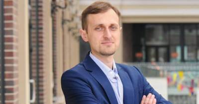 Виктор Медведчук - Тарас Козак - Медиаюрист Роман Головенко: Новый канал Медведчука может начать вещание уже в марте - dsnews.ua
