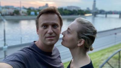 Алексей Навальный - Виталий Серуканов - Юлия Навальная - Жена Навального отправилась в Германию для получения нового задания Запада - nation-news.ru