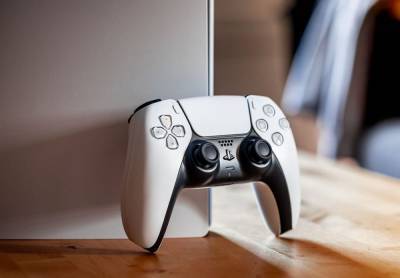 Контроллер DualSense от PlayStation 5 может получить аксессуар с дополнительными кнопками - 24tv.ua