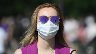 Эксперт спрогнозировала, когда в России отменят масочный режим - gazeta.ru - респ. Чечня
