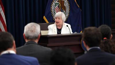 Джанет Йеллен - Глава минфина США предупредила об опасностях злоупотребления криптовалютами - iz.ru - США - Вашингтон