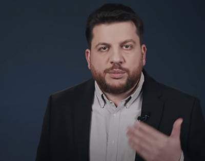 Алексей Навальный - Леонид Волков - Волков назвал повод, по которому в отношении него возбудили дело и заочно арестовали - znak.com