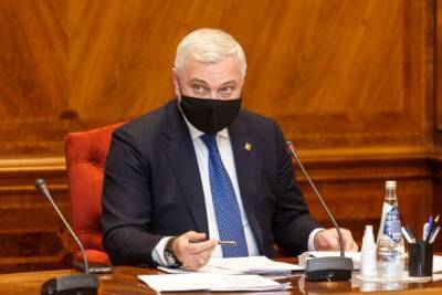 Владимир Уйба - Владимир Уйба поручил Минздраву Коми ускорить темпы вакцинации населения против COVID-19 - bnkomi.ru - респ. Коми