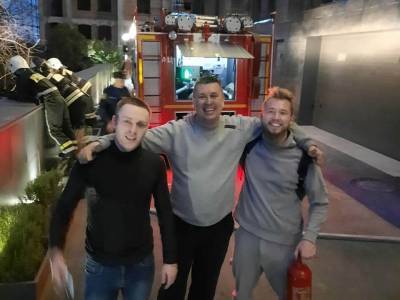 Турист из Петербурга спасал «Дендрарий» в Сочи от пожара - abnews.ru - Санкт-Петербург - Сочи - Краснодар