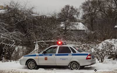 Тверских водителей и пешеходов просят быть внимательными на дорогах во время снегопада - afanasy.biz - Тверская обл.