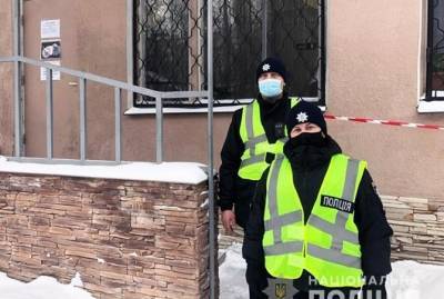 В Киеве из-за непогоды открылись 33 пункта обогрева: предлагают горячий чай, теплую одежду и обувь - kp.ua - Киев
