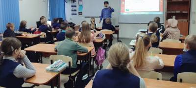 Уроки мужества начались в Карелии, несмотря на пандемию COVID-19 - stolicaonego.ru - Петрозаводск - Медвежьегорск - республика Карелия