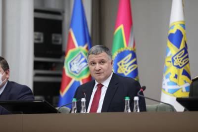 Арсен Аваков - Медики смогут летать в регионы на вертолетах МВД, - Аваков - news.bigmir.net