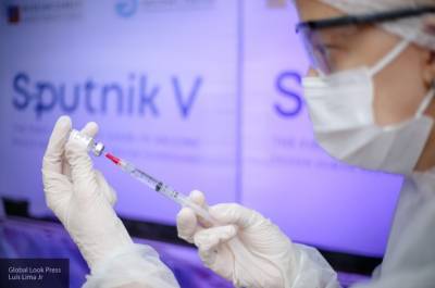 Журналист из США рассказал о реальном опыте вакцинации «Спутником V» - newinform.com - Москва - США
