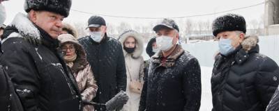 Вячеслав Володин - Валерий Радаев - Михаил Исаев - Володин с саратовскими чиновниками пешком прошел по неубранному снегу - runews24.ru - Саратов - Саратова