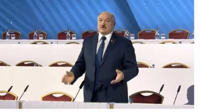 Александр Лукашенко - Лукашенко заявил, что у него "неожиданно много сторонников" - piter.tv - Белоруссия
