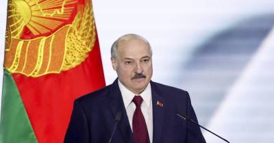 Владимир Путин - Лукашенко заявил о проведении референдума по новой Конституции - rus.delfi.lv - Минск
