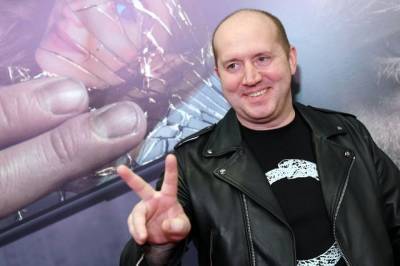 Андрей Разин - Георгий Крыжовников - Сергей Бурунов - Продюсер «Ласкового мая» похвалил Бурунова за исполнение песни «Белые розы» - aif.ru
