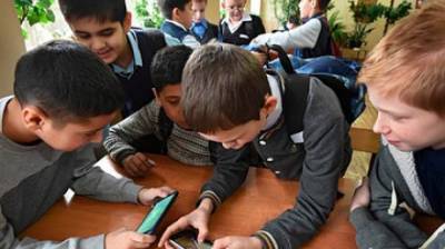 Роспотребнадзор запретил использовать смартфоны в обучении детей - penzainform.ru