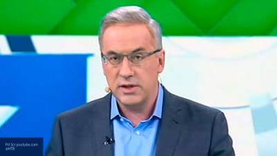 Андрей Норкин - Телеведущий Андрей Норкин рассмешил россиян анекдотом про старого графа - nation-news.ru