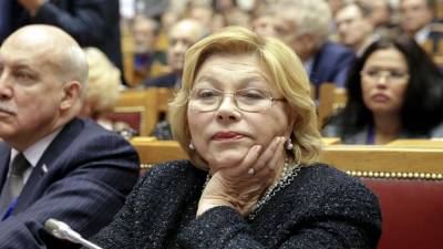 Елена Драпеко - Елена Драпеко рассказала, почему Минкульт дает деньги на плохое кино - riafan.ru