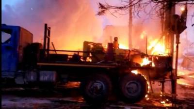 Один человек погиб, квартал отключили из-за ЧП с газопроводом в Колпино - dp.ru