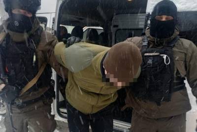 Степан Бандер - Во Львове задержали студентов, за деньги обливших краской памятник Бандере - kp.ua - Львов - Хмельницкая обл. - Львовская обл.