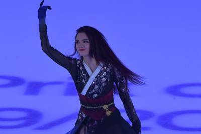 Алина Загитова - Евгения Медведева - Медведева сравнила пресс-конференцию с Загитовой на КПК с фильмом "Голодные игры". ВИДЕО - sport.ru