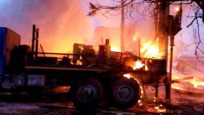 В Петербурге 73 дома остались без газа из-за пожара на газопроводе - iz.ru - Санкт-Петербург - район Колпинский