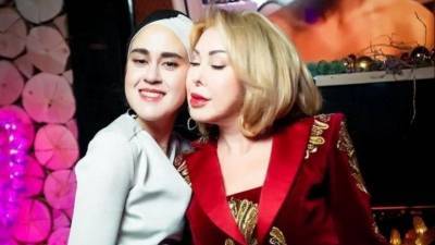 Любовь Успенская - Ксения Собчак - Татьяна Плаксина - «Просто была обида»: дочь Успенской возобновила общение с матерью - 5-tv.ru
