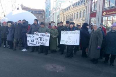 В Украине хотят запретить платные митинги и даже наказывать за них - from-ua.com