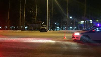 В Тюмени лихач снес людей, стоявших на автобусной остановке - newdaynews.ru - Тюмень - Тюменская обл.