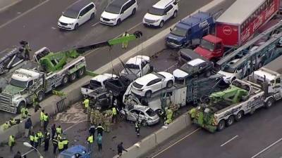 Число погибших в аварии с сотней автомобилей в США увеличилось до шести - 5-tv.ru - США - Техас