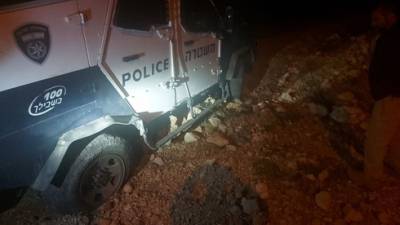 Разгром на свадьбе в Самарии: полицейских заперли и забросали камнями - vesty.co.il