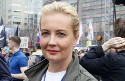Юлия Навальная - Источник сообщает, что Юлия Навальная улетела из России - pupolita.ru - Москва
