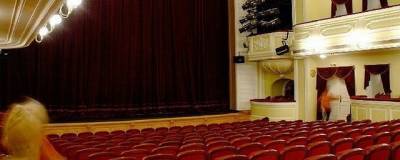 В Омской области в учреждениях культуры увеличат заполняемость залов до 75% - runews24.ru - Омская обл.