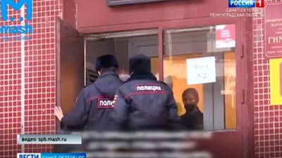 В Петербурге учитель, подозреваемый в домогательствах к восьмикласснице, задержан - vesti.ru - Санкт-Петербург