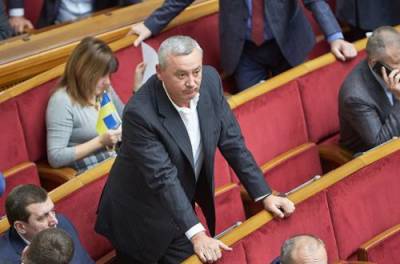 Нардеп ответит перед судом за «кнопкодавство» - from-ua.com