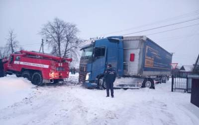 Непогода в Украине: ситуация на дорогах - korrespondent.net - Луцк - Волынская обл. - Львовская обл. - Гсчс