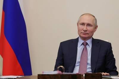 Владимир Путин - Дмитрий Песков - В Кремле заявили об отменном здоровье Путина - lenta.ru