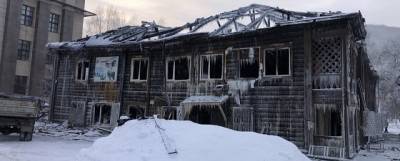 Из-за пожара в школе Горно-Алтайска возбуждено уголовное дело - runews24.ru - респ. Алтай - Горно-Алтайск