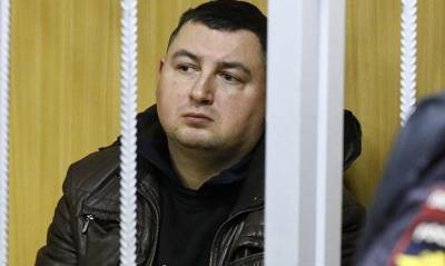 Алексей Смирнов - Полицейского, расстрелявшего своих коллег в метро, признали достойным снисхождения - og.ru