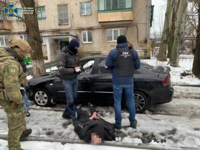 СБУ задержала в Днепре банду вымогателей, которые действовали в четырех областях Украины - gordonua.com - Запорожская обл. - Харьковская обл. - Днепропетровская обл. - Полтавская обл.