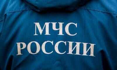 Сотрудник МЧС и доброволец спасли замерзшего рыбака из Югры - news.vse42.ru - Югра - район Октябрьский
