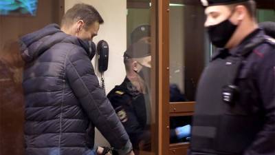 Алексей Навальный - Игнат Артеменко - Вера Акимова - Прокурор прослезилась в ходе оглашения подвигов оскорбленного Навальным ветерана - iz.ru - Москва