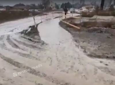 Ростовчане снова пожаловались на непролазную грязь на мосту Малиновского - privet-rostov.ru - Ростов-На-Дону