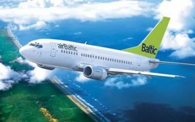 Латвийцы возмущены жадностью авиакомпании airBaltic - argumenti.ru - Латвия